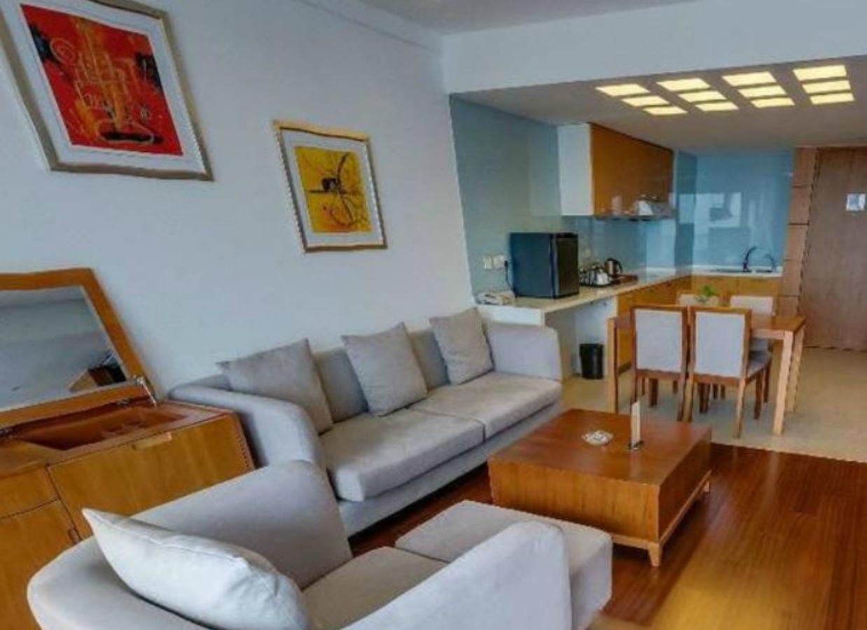 Gloria Plaza Hotel Kangqiao Shanghai Extérieur photo