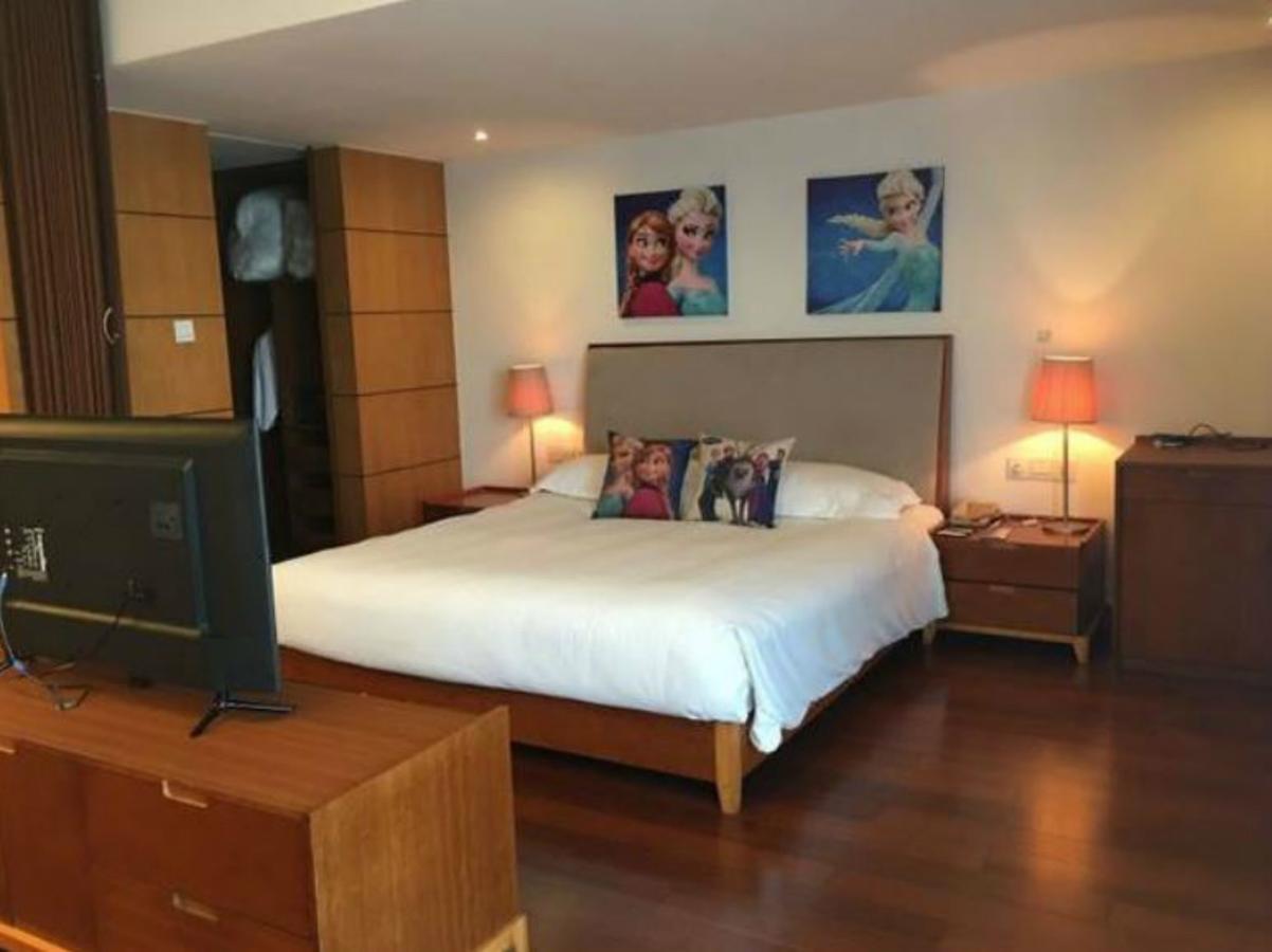Gloria Plaza Hotel Kangqiao Shanghai Extérieur photo